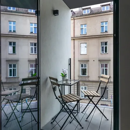 Lägenhet Rajska 3 Grey Kraków